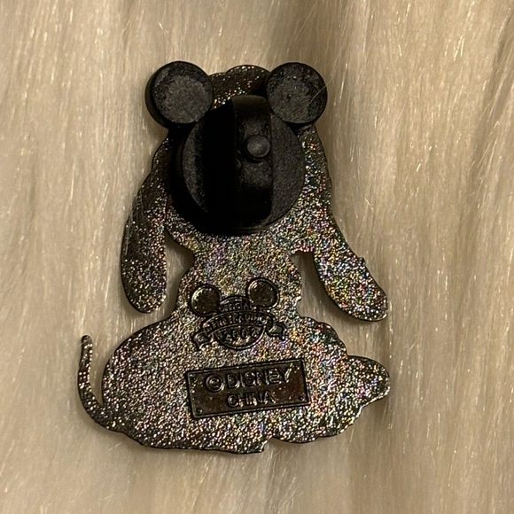 Disney Trading Pin - Picture 2 of 2